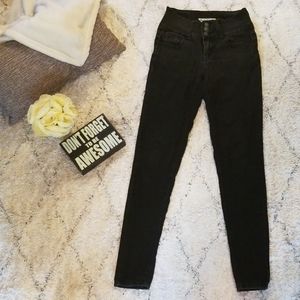 High waisted black skinny jeans
